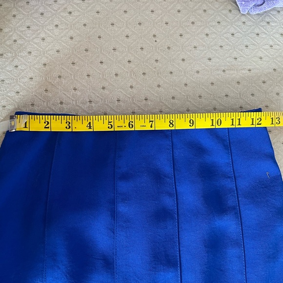 Pleated royal blue skirt - Picture 5 of 5